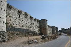 Une image contenant plein air, btiment, ciel, Ruines

Description gnre automatiquement