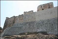 Une image contenant btiment, plein air, ciel, Ruines

Description gnre automatiquement