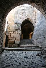 Une image contenant btiment, pierre, Ruines, Mur de pierre

Description gnre automatiquement