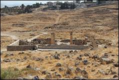 Une image contenant plein air, ciel, Ruines, sol

Description gnre automatiquement