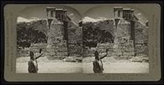 Une image contenant Ruines, b�timent, Histoire, noir et blanc

Description g�n�r�e automatiquement