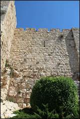 Une image contenant plein air, Ruines, ciel, pierre

Description gnre automatiquement