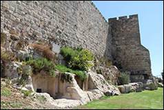 Une image contenant plein air, Ruines, ciel, btiment

Description gnre automatiquement