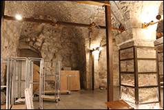 Une image contenant intrieur, cave, btiment, mur

Description gnre automatiquement