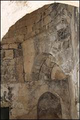 Une image contenant Ruines, b�timent, grotte, Histoire

Description g�n�r�e automatiquement
