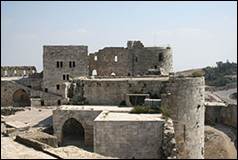Une image contenant plein air, Ruines, ciel, b�timent

Description g�n�r�e automatiquement