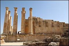 Une image contenant ciel, Ruines, Histoire antique, Site historique

Description g�n�r�e automatiquement