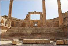 Une image contenant Ruines, ciel, Histoire antique, Site arch�ologique

Description g�n�r�e automatiquement