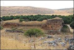 Une image contenant plein air, ciel, herbe, Ruines

Description gnre automatiquement